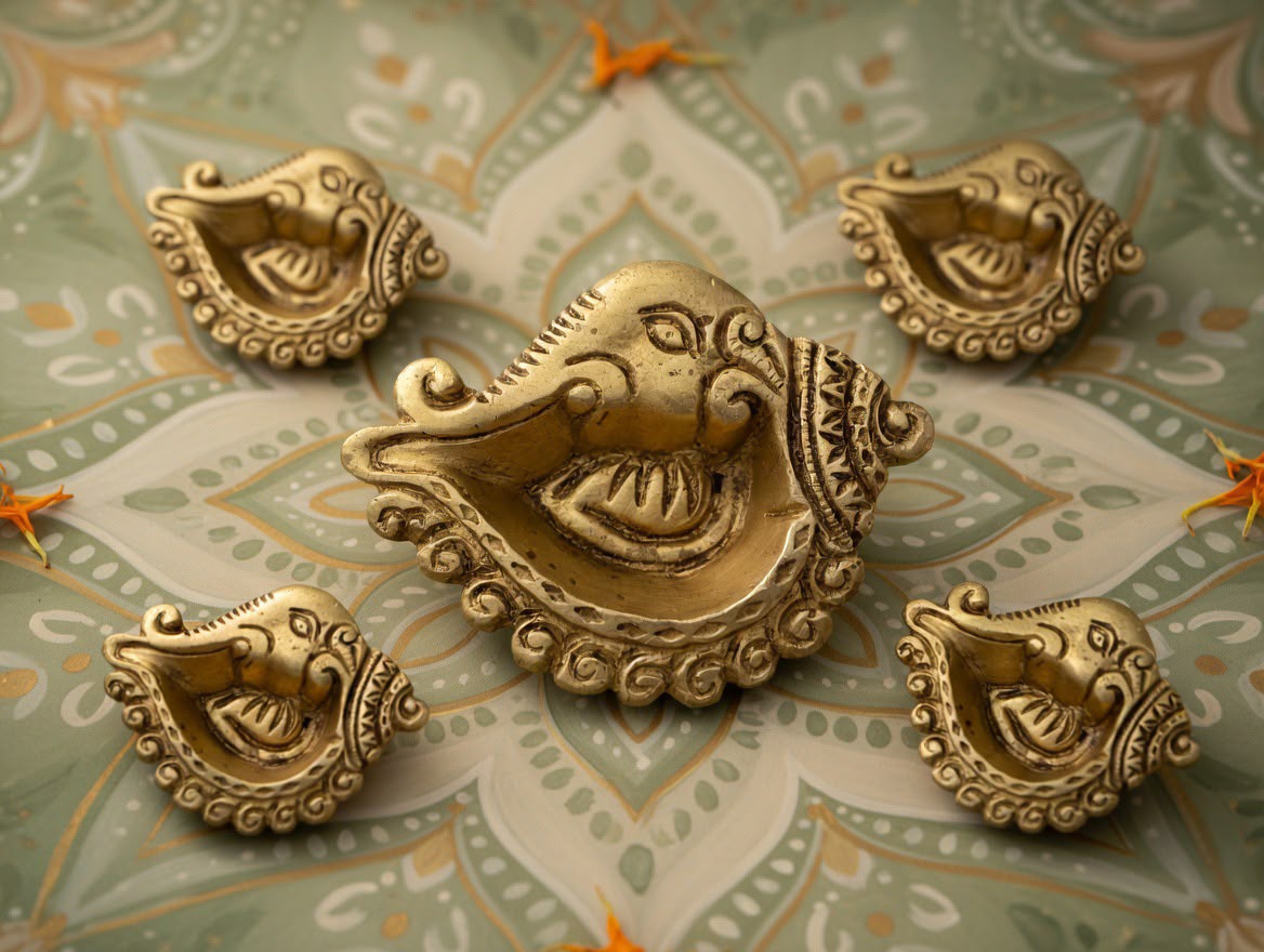 Handcrafted Brass Elephant Face Diya – Ganesha Oil Lamp for Pooja & Home Decor