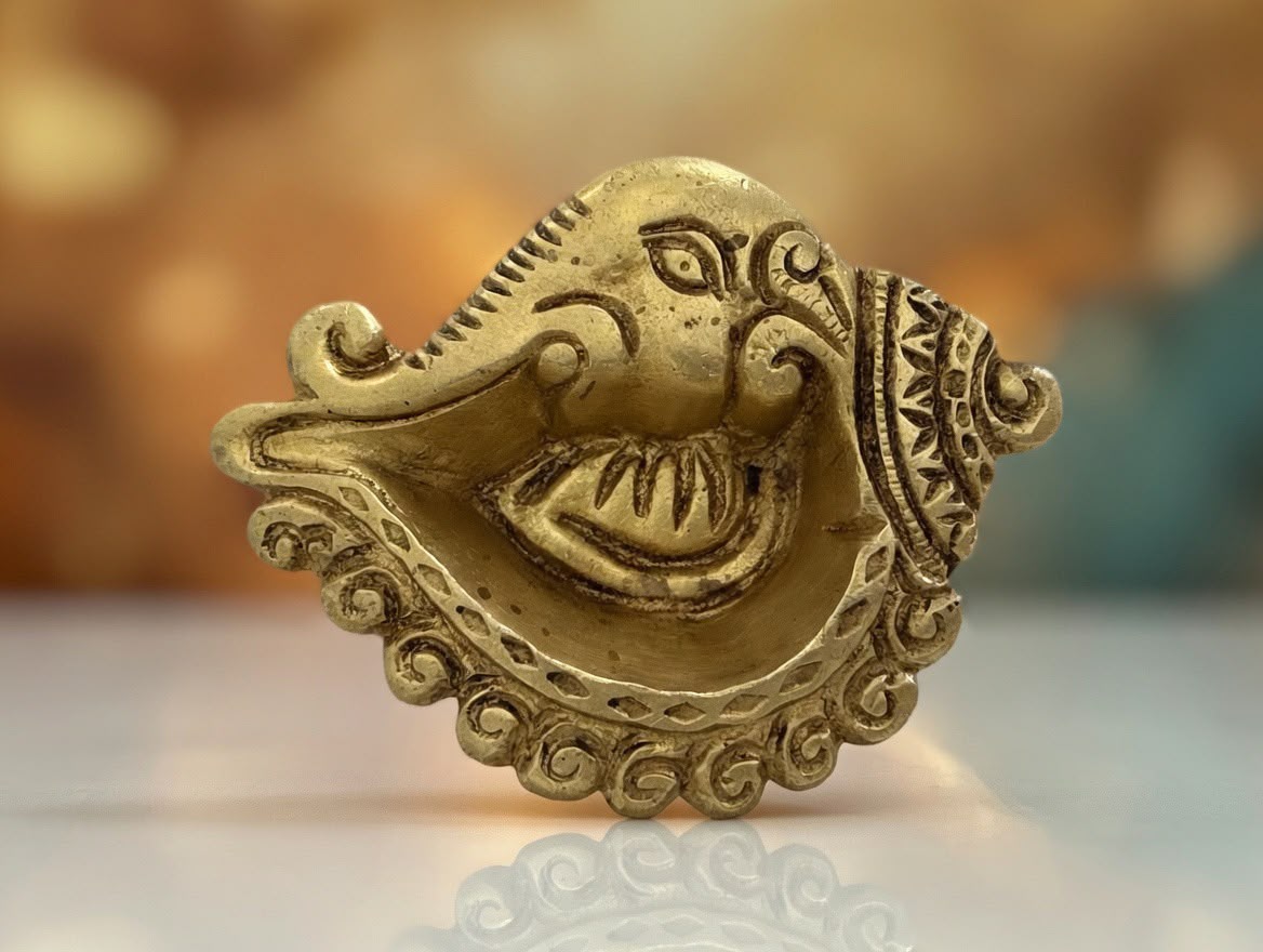 Handcrafted Brass Elephant Face Diya – Ganesha Oil Lamp for Pooja & Home Decor