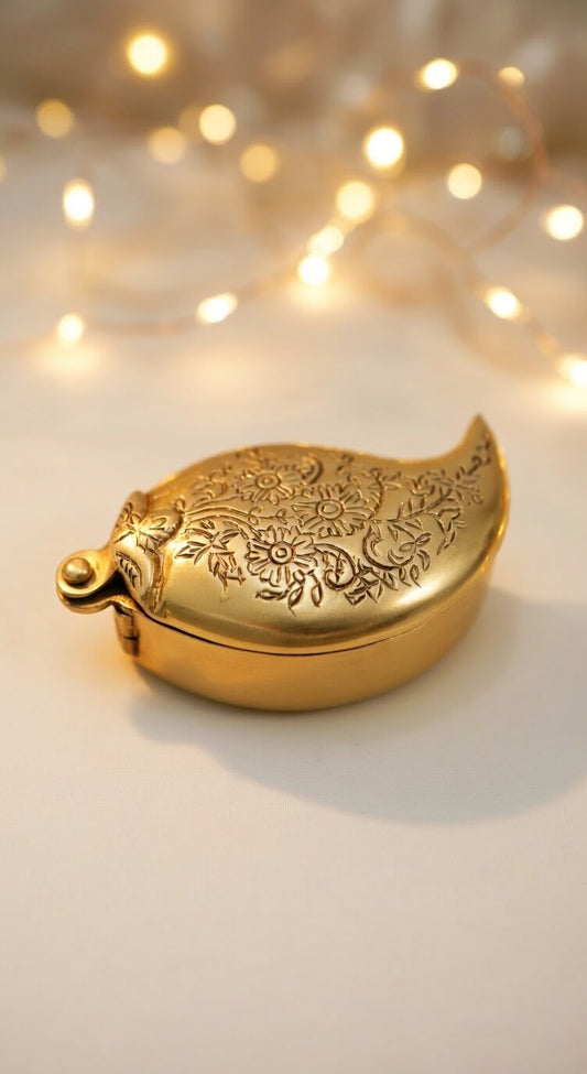 Handcrafted Brass Aambi Paisley Storage Box – Dual Compartment Jewelry & Kumkum Box